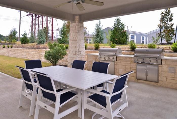 Patio, BBQ facilities