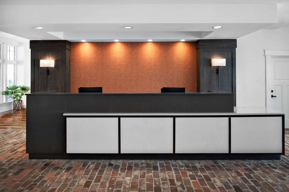 Lobby or reception, On site