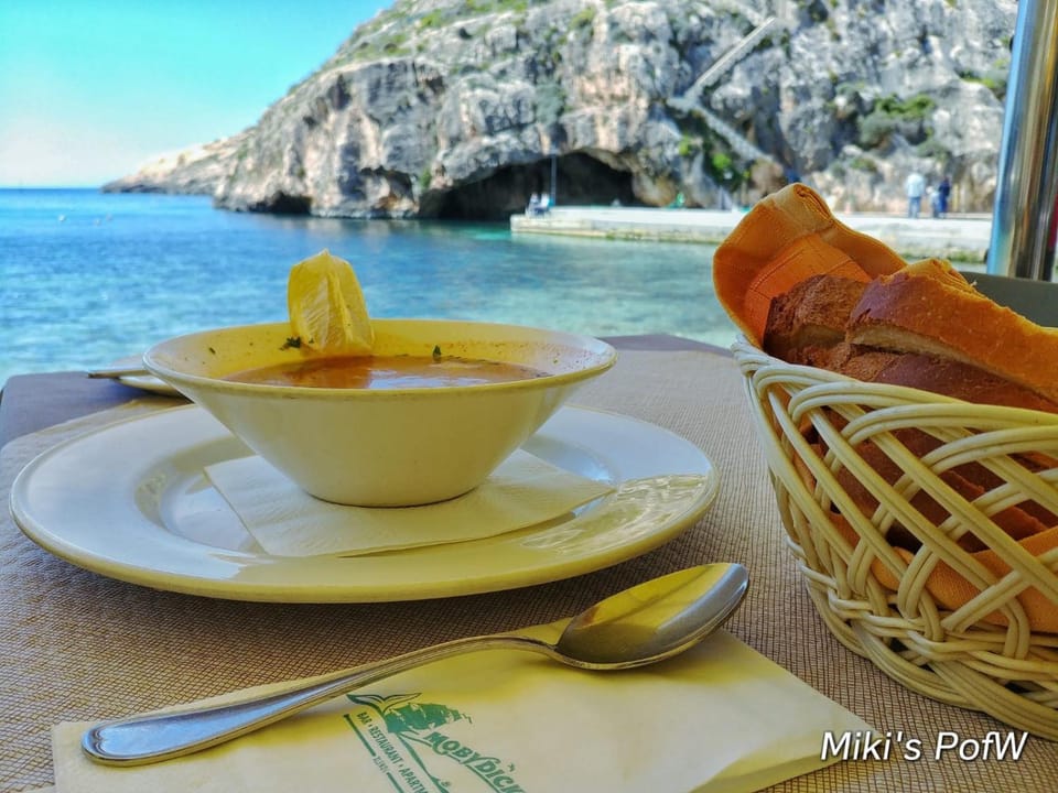 Restaurant/places to eat, On site