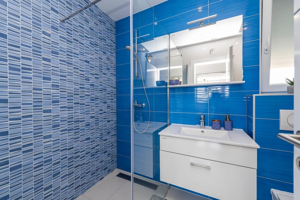 Villa Adria 4 luxury apartment with a pool Apartment in Novalja