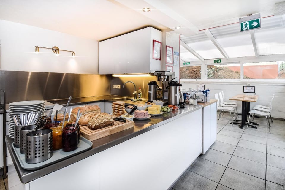 Kitchen or kitchenette, Food and drinks, Food