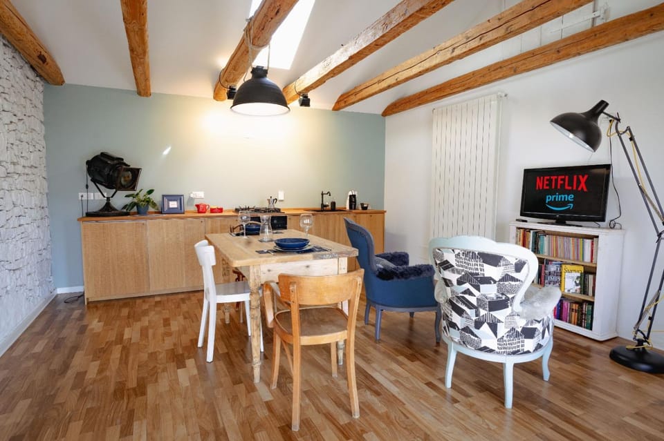 TV and multimedia, Kitchen or kitchenette, dishwasher, pet friendly, kitchen
