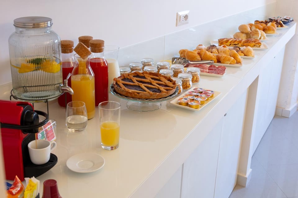 Food and drinks, Food, Breakfast, Drinks