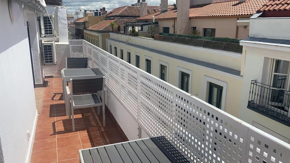 Balcony/Terrace, Quiet street view