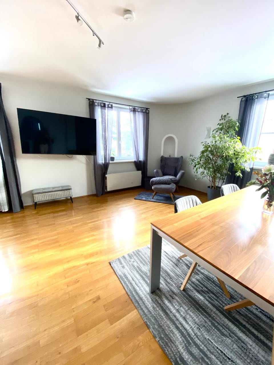Big Apartment With Balcony Apartment in Klagenfurt