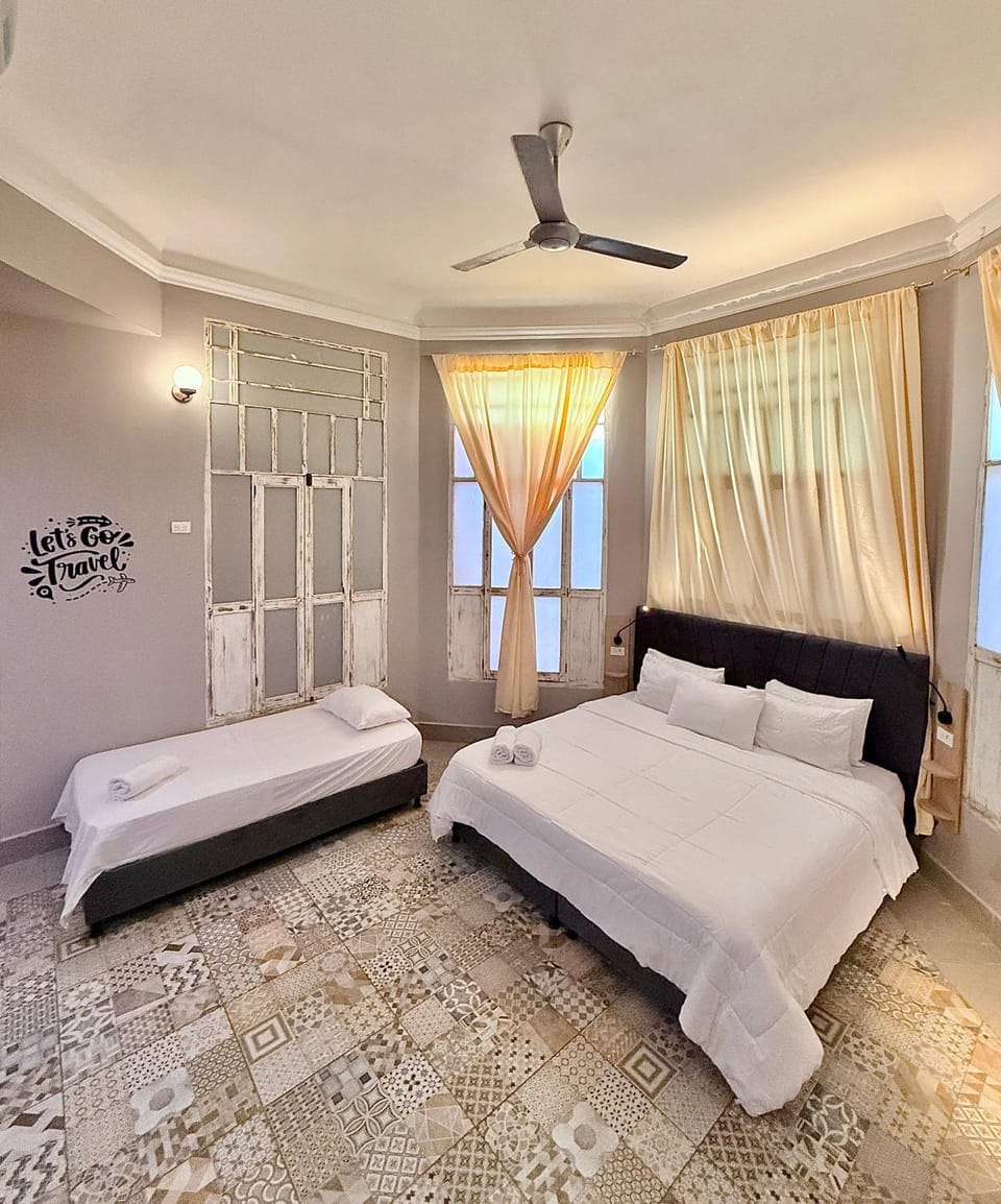 Bed, Photo of the whole room