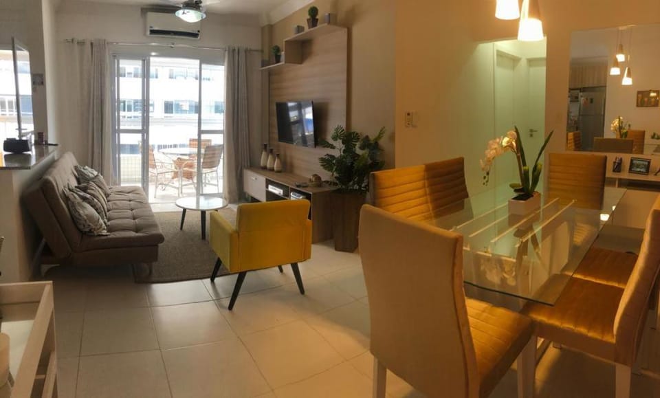 Apto temp litoral Pé na areia INDAIÁ PRAIA CLUB Apartment in Bertioga