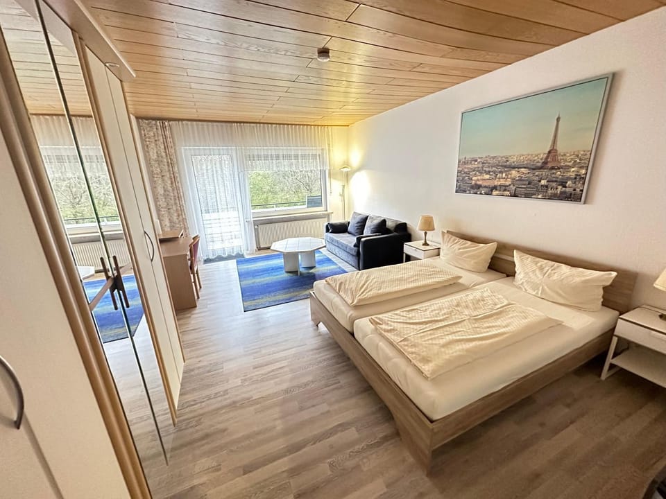 Bed, Living room, Photo of the whole room, Seating area, Bedroom