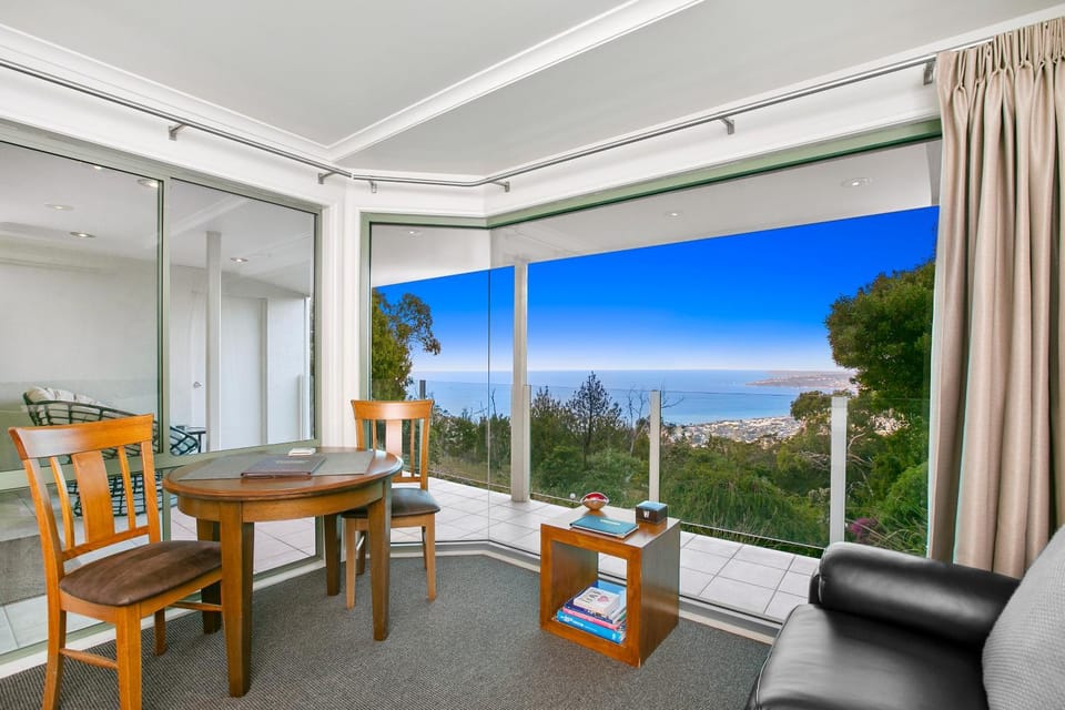 Dining area, Sea view