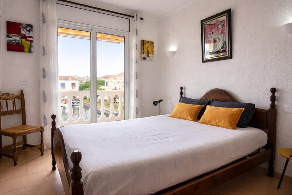 Bonito apartamento con vistas a la marina cerca del centro y playa-321 Apartment in Alt Empordà