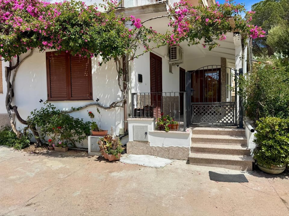 So close to the sea Apartment in Sardinia