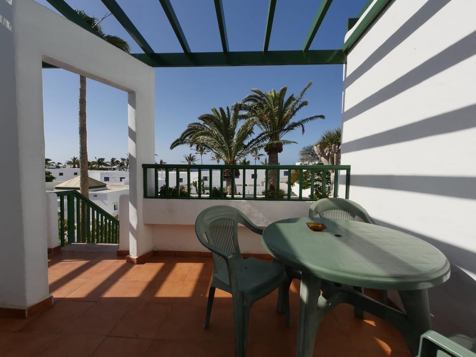View (from property/room), Balcony/Terrace