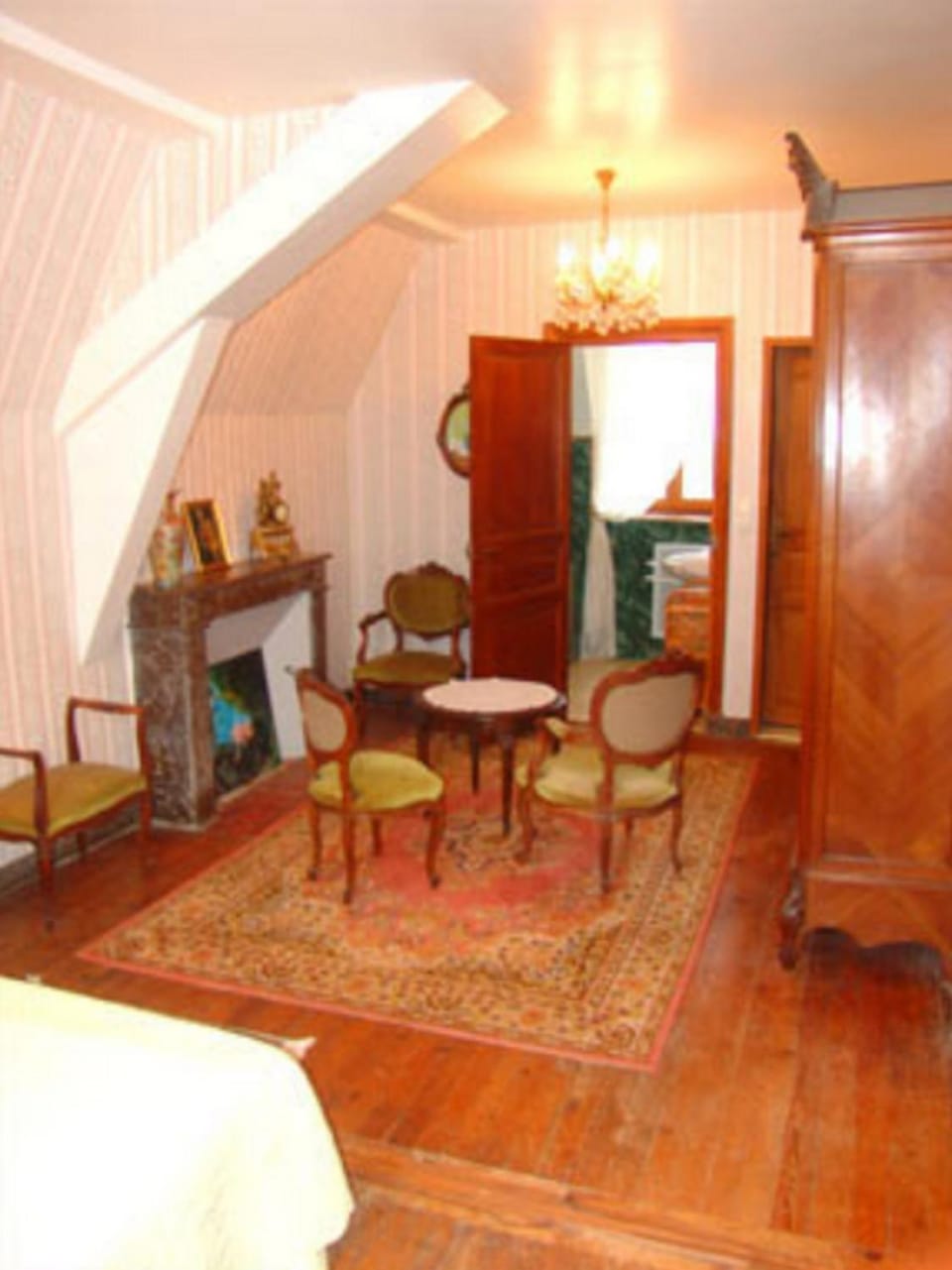 Château de la Court d'Aron Bed and Breakfast in Pays de la Loire