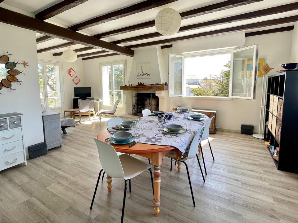 Maison familiale au calme, proche plage, 9 couchages, terrasses, WiFi, garage vélo - Brétignolles-sur-Mer - FR-1-231-203 House in Pays de la Loire