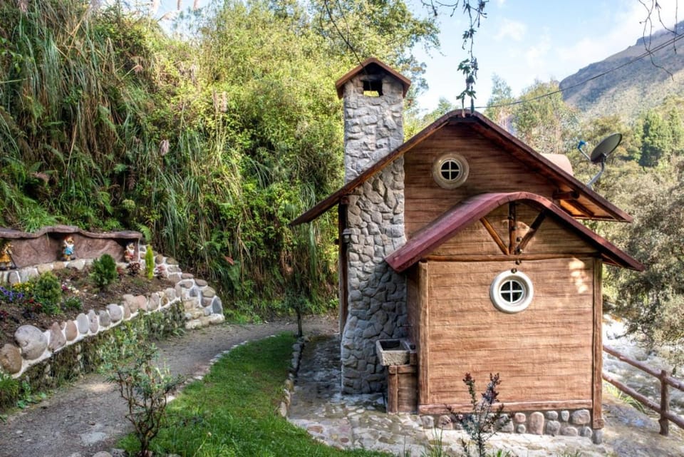 MOLINO DEL PUENTE Campground/ 
RV Resort in Azuay