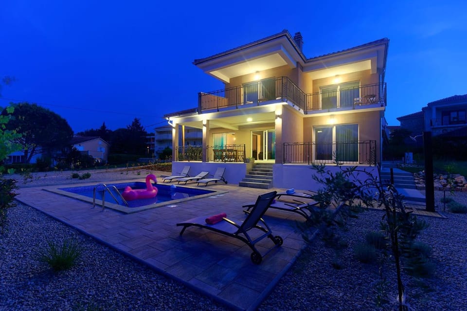 Property building, Swimming pool, Swimming pool, Sunset