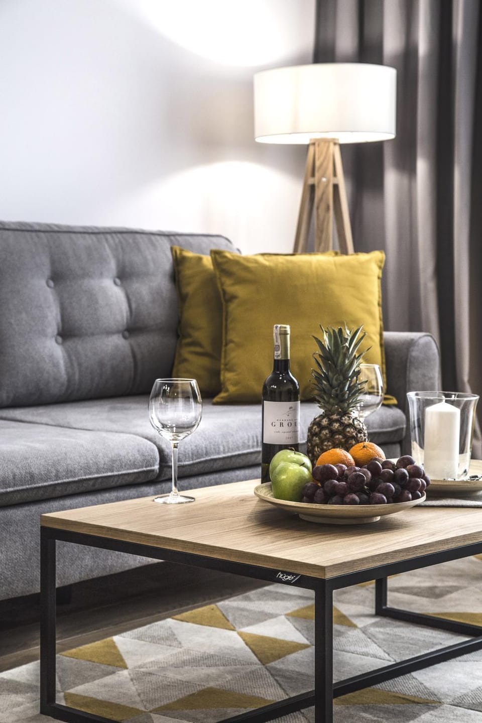 Living room, Seating area