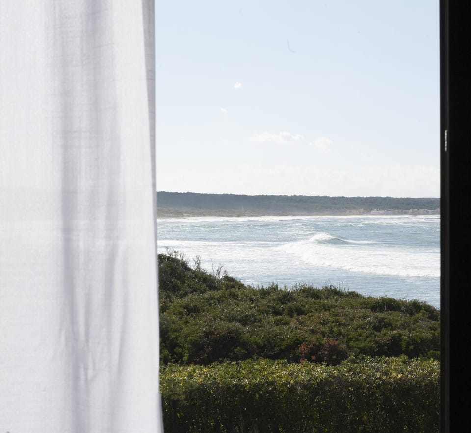 Decorative detail, Bedroom, Sea view
