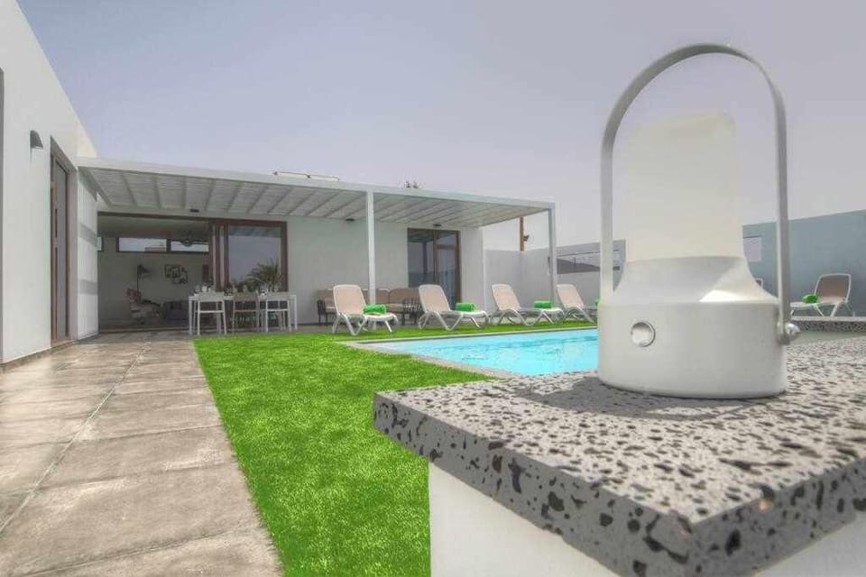 Villa Ponzos Chalet independiente y privado Villa in Maxorata