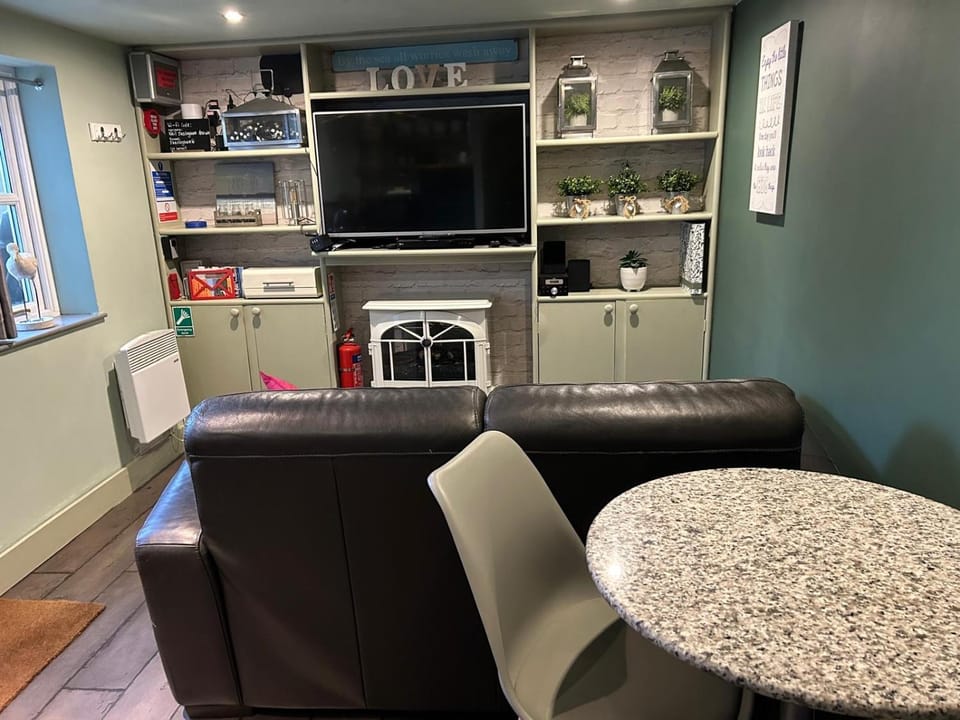 Fishermans Flint cottage House in Sheringham