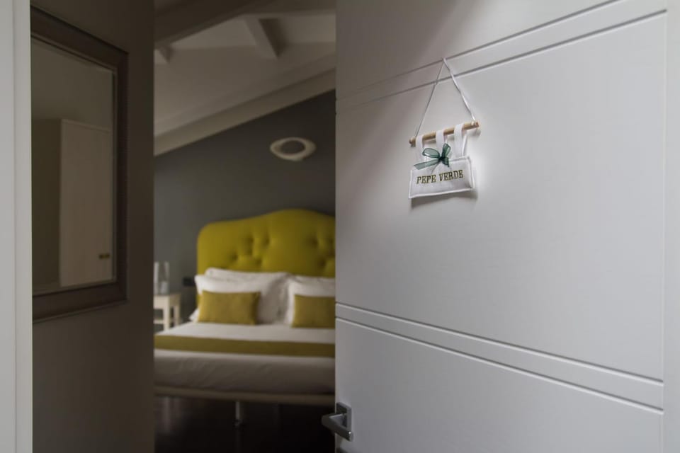 Shower, Toilet, TV and multimedia, Balcony/Terrace, Bedroom