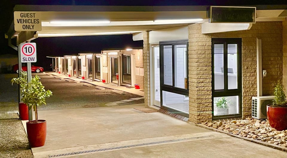 Property building, Night