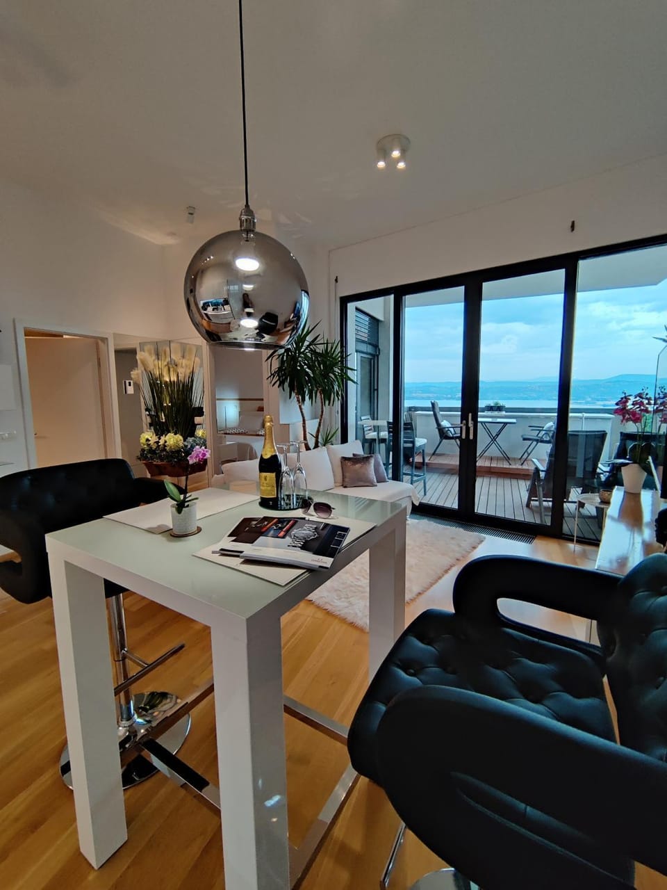 Lux -Luxury Sea and Mountains View Apartment-NEW Apartment in Slovenia