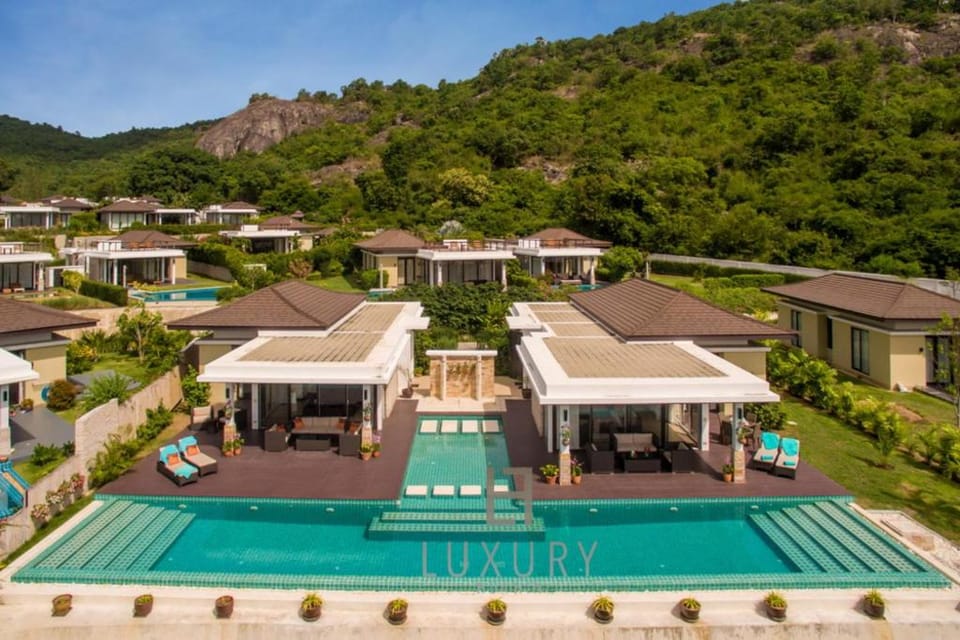 5 Bedroom Amazing Pool Villa In Resort TS1 Villa in Nong Kae
