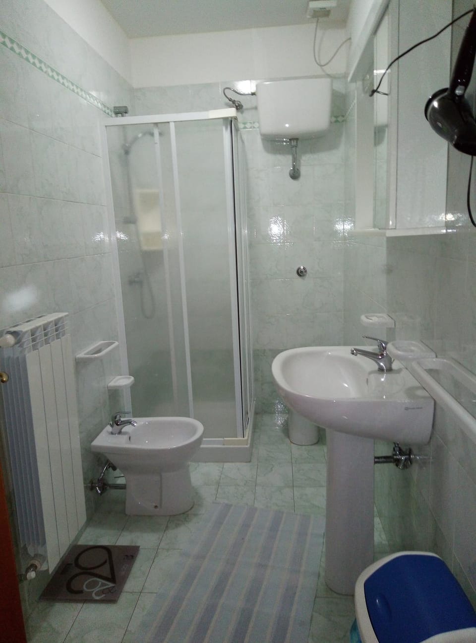 Shower, Toilet, Restaurant/places to eat, Breakfast, bidet, internet, towels