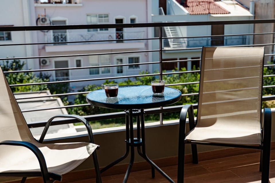 Brand new flat in the amazing area of ​​Alimos Apartment in Alimos