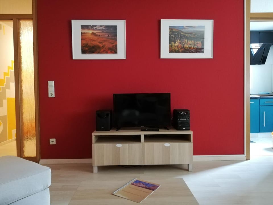 TV and multimedia, Living room