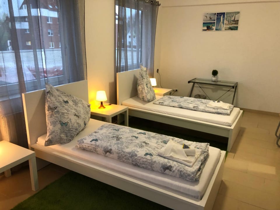 Pension Laatzen Bed and Breakfast in Hanover