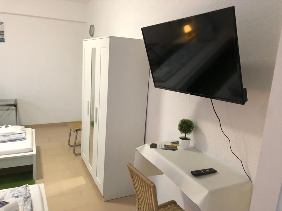 Pension Laatzen Bed and Breakfast in Hanover