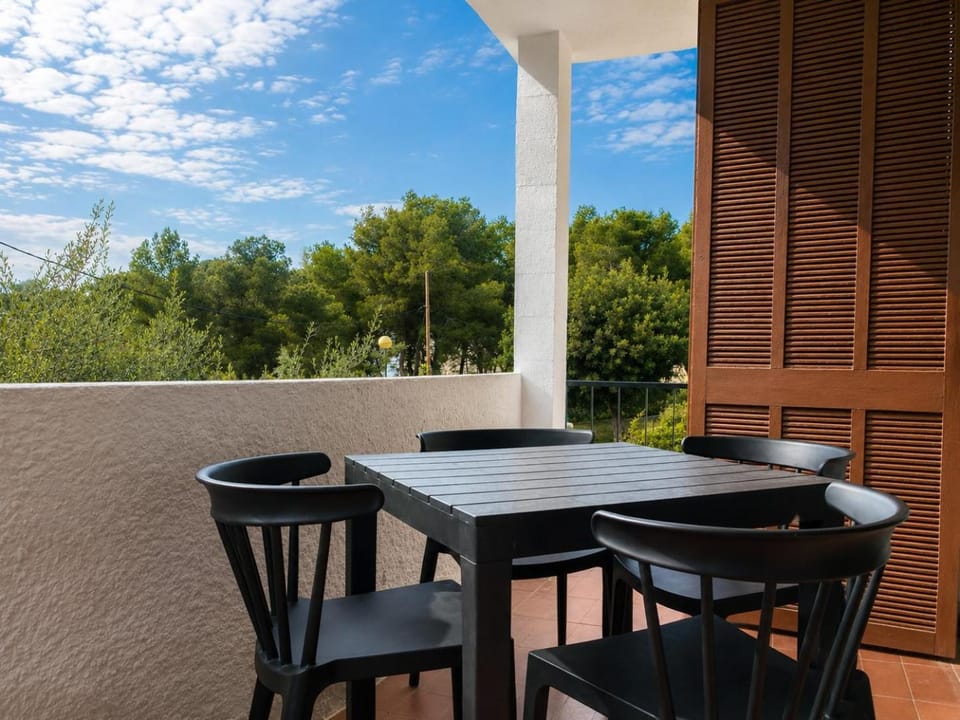 Patio, Day, View (from property/room), Balcony/Terrace, Dining area