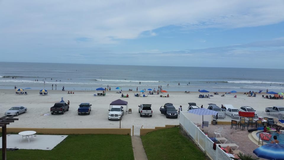 Bird's eye view, Beach