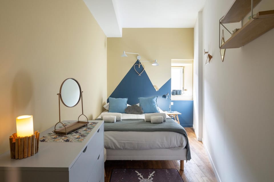 Bed, Bedroom