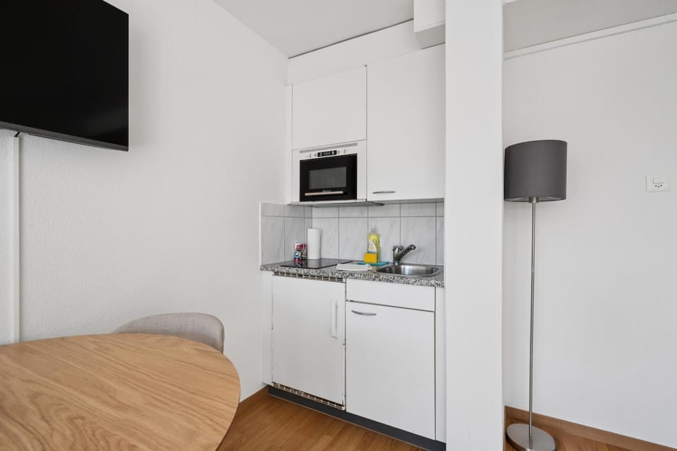 Modern studio city center - Crown 33 Apartment in Zurich City