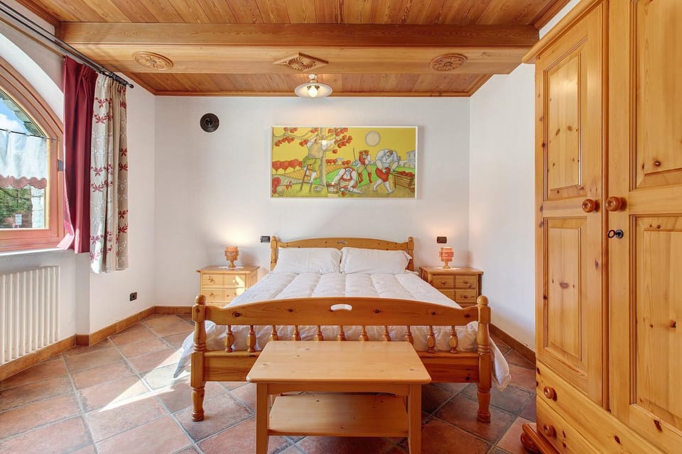 Living room, Bedroom