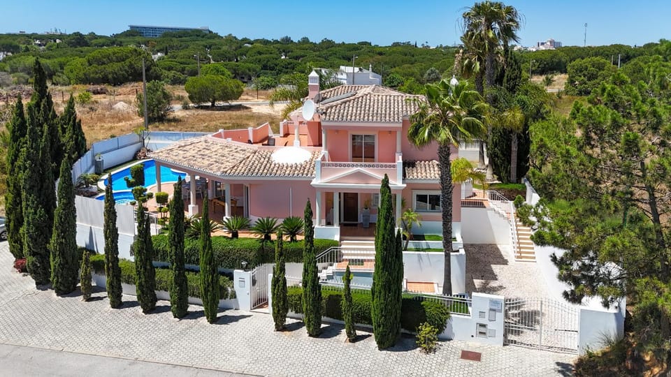 Villa Duma Villa in Olhos de Água