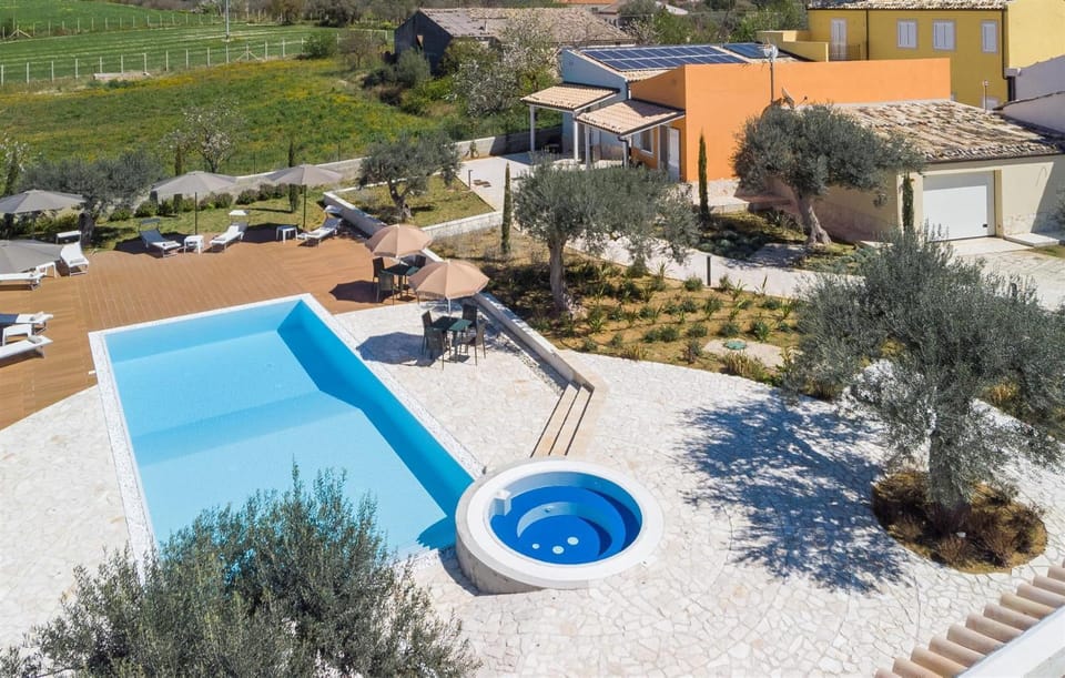 Property building, Bird's eye view, Pool view