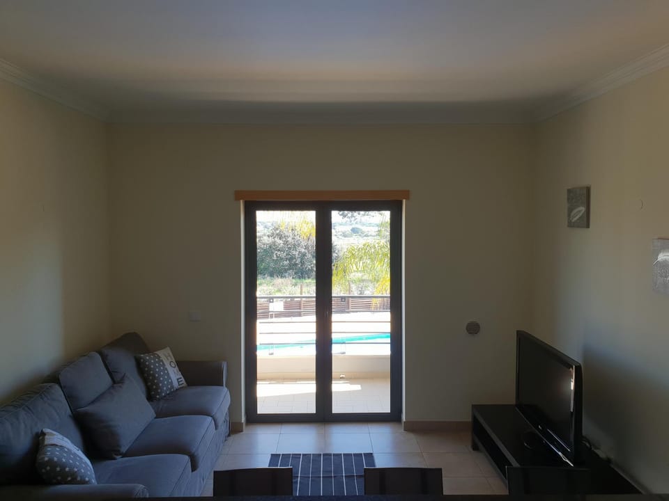 Quinta do Pinheiro Residence Apartment in Olhos de Água