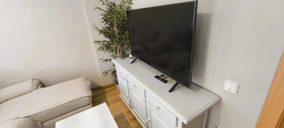 Palfuriana 86, a 30 metros de la playa WIFI ideal con niños (12) Apartment in Baix Penedès