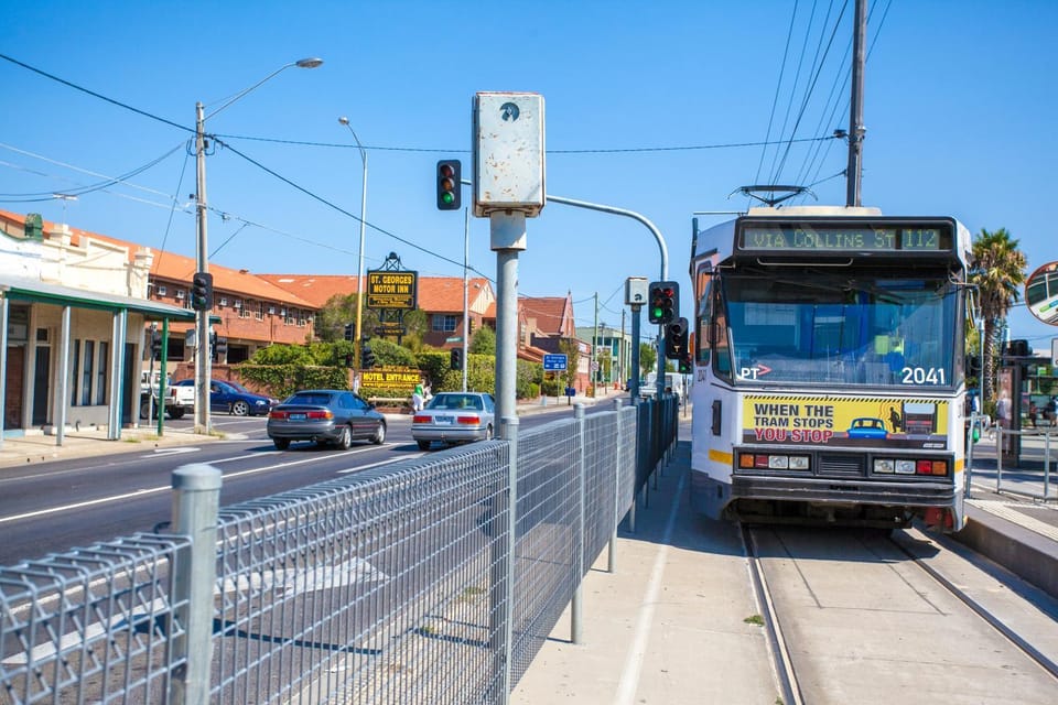 Neighbourhood, Street view, Location