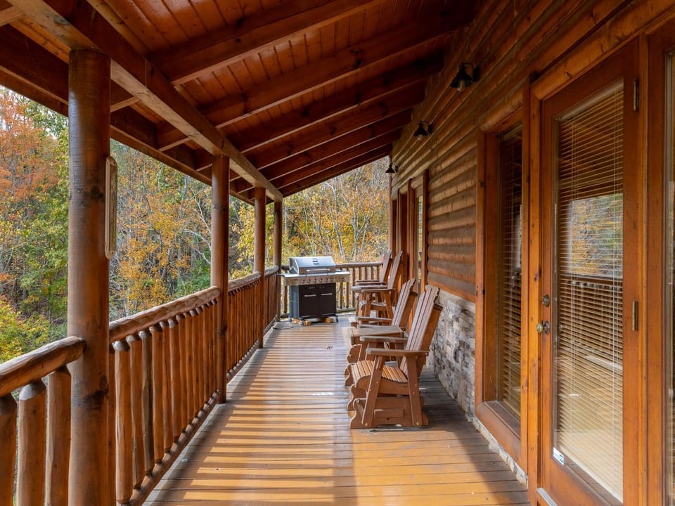 Patio, BBQ facilities, Balcony/Terrace, Autumn