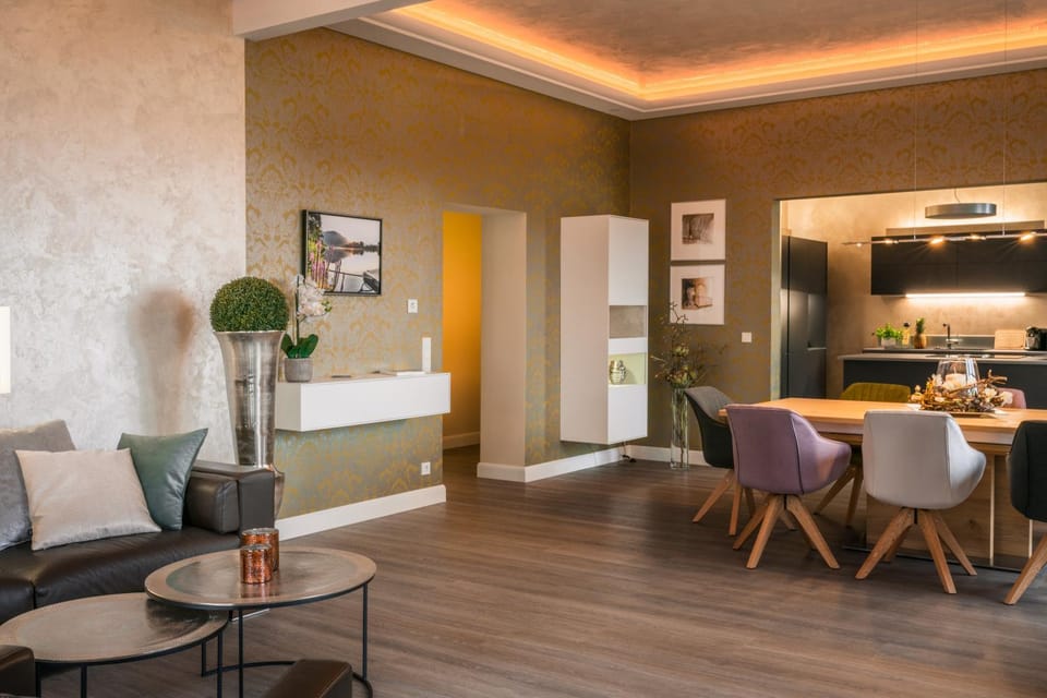 Kitchen or kitchenette, Living room, Dining area