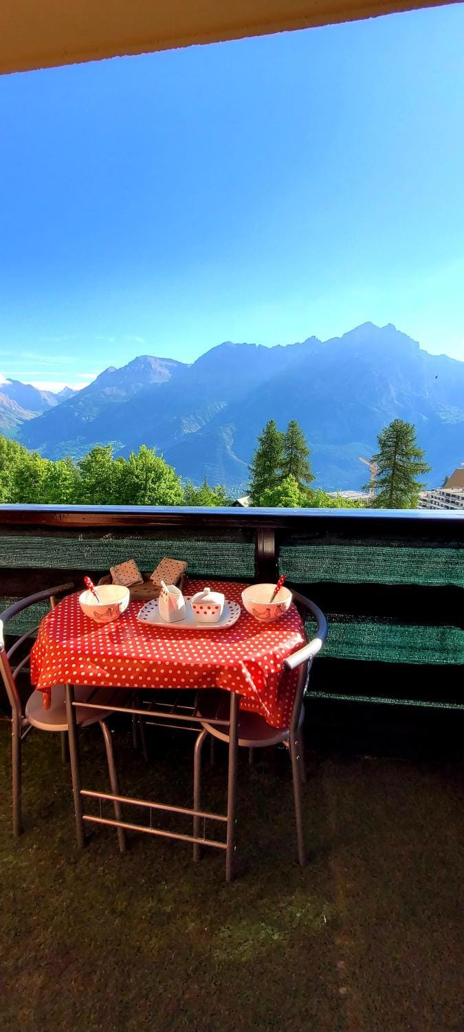 Appartement sur le Parc des Ecrins Apartment in Provence-Alpes-Côte d'Azur