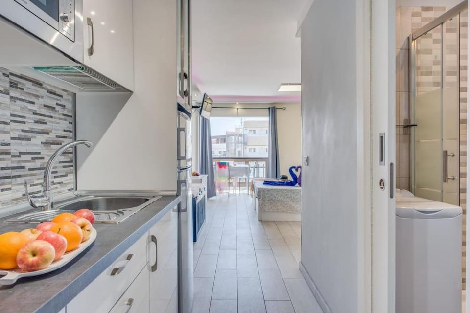 733 Wonderful Studio in LasAmericas! Wi-Fi free! Apartment in Playa de las Americas