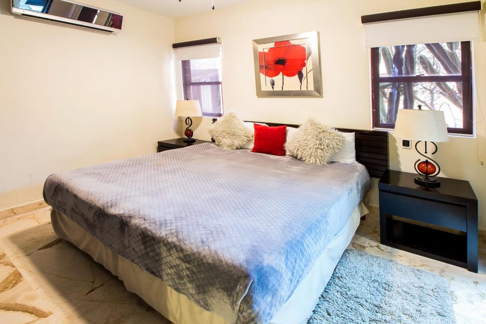 El Faro 101 SURF 1 Bdr Apt pool view Apartment in Playa del Carmen
