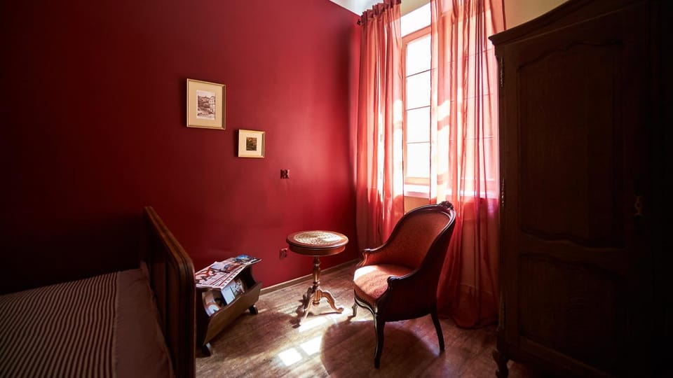 Sztukmistrz Magician Art Rooms Bed and Breakfast in Masovian Voivodeship