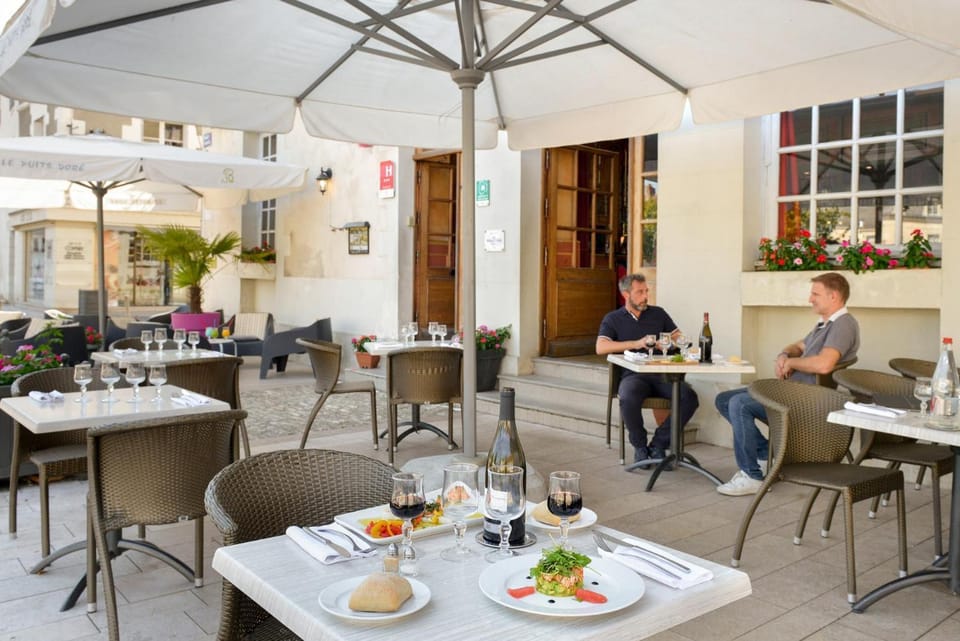 Patio, Restaurant/places to eat